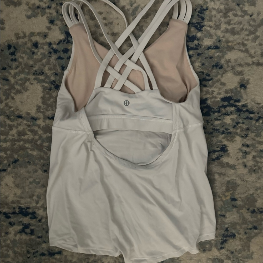 Lululemon Energy Tank Size 8 - Picture 5 of 5